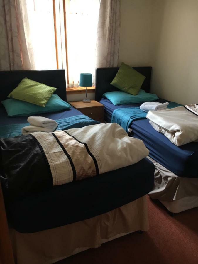 Christiesholidayhomes 阿维莫尔 外观 照片