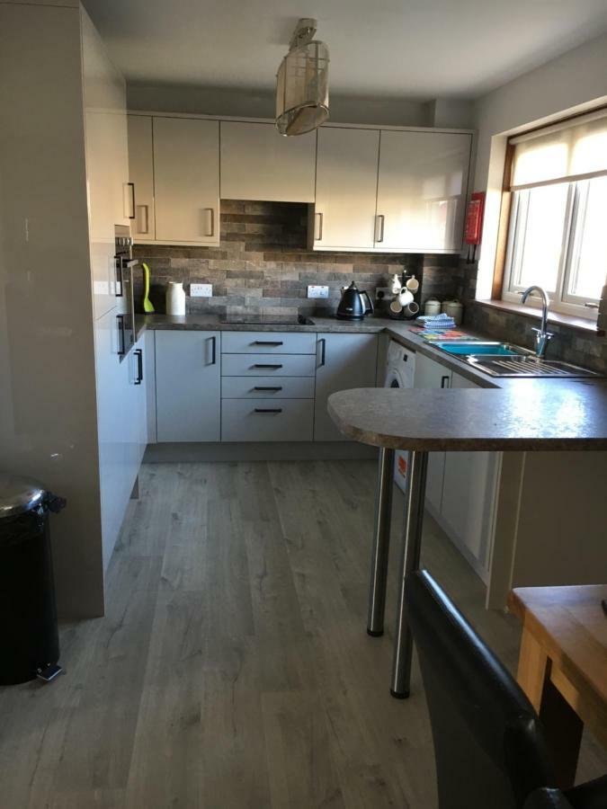 Christiesholidayhomes 阿维莫尔 外观 照片